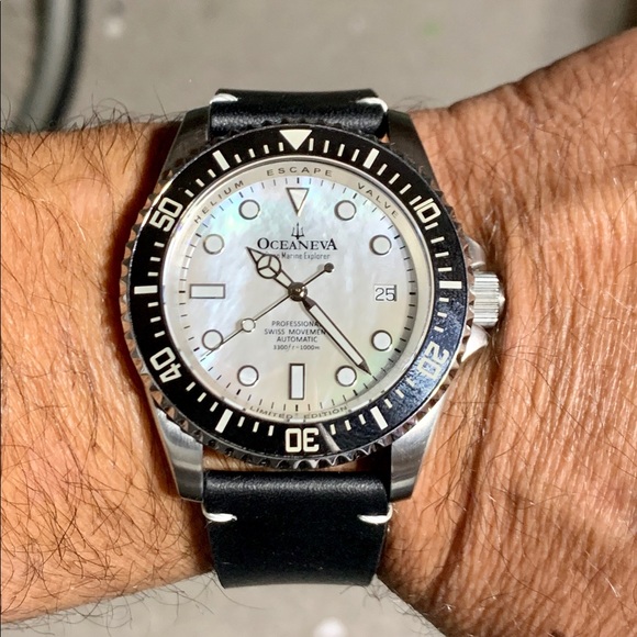 OCEANEVA DEEP EXPLORER DIVER WATCH RARE WHITE MOP - Picture 13 of 15